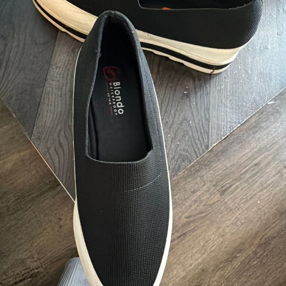 Blondo Waterproof Slip-On Platform Sneakers‎ - Black Knit - Women's 8